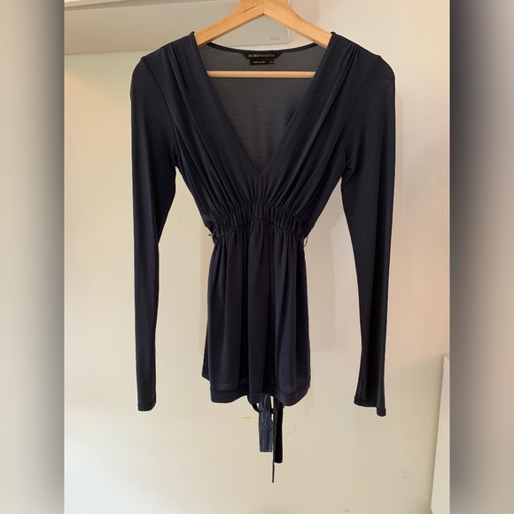 BCBGMaxAzria Black Wide V-Neck Long Sleeves Blouse - Picture 1 of 9
